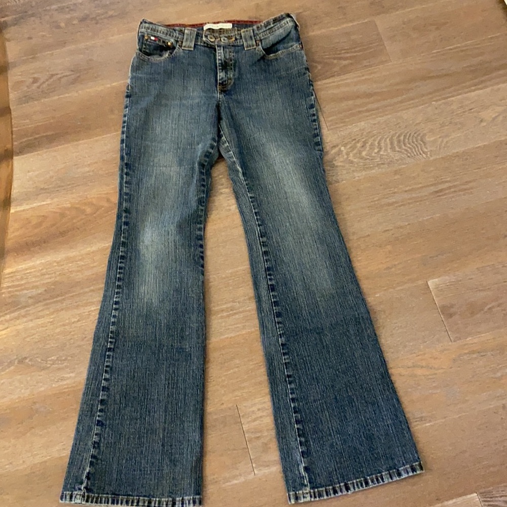 Vintage Tommy Hilfiger Jeans w/stretch. Size 4.